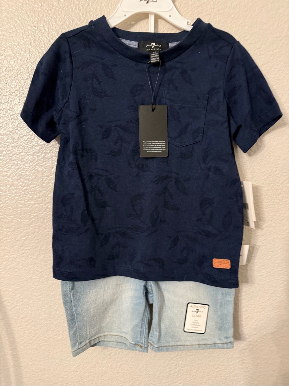 7 For All Mankind Navy Short Sleeve Pocket Tee with Tonal Leaf Print